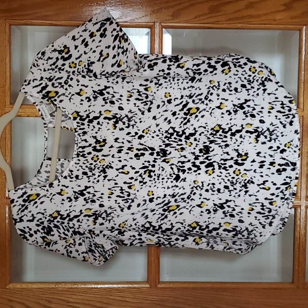 Dynamite leopart print top